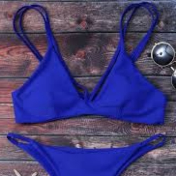 High Leg Strappy Bikini Set - Picture 5 of 7